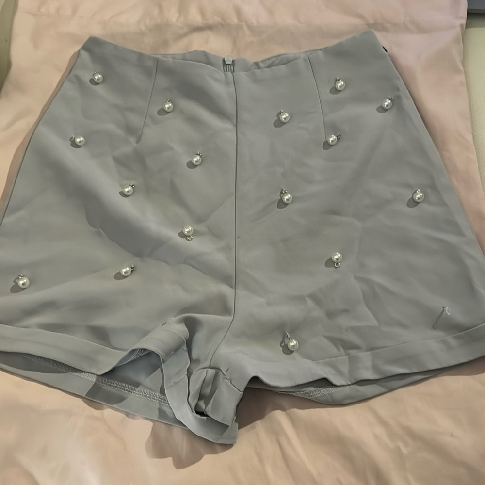 Grey pearled, shorts